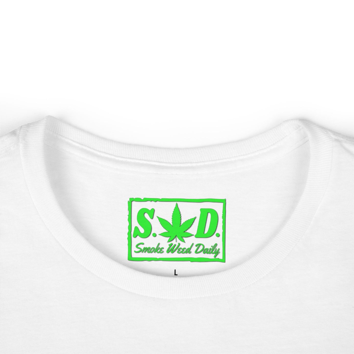 "Im not moody, Im out of weed"- Women's T-Shirt