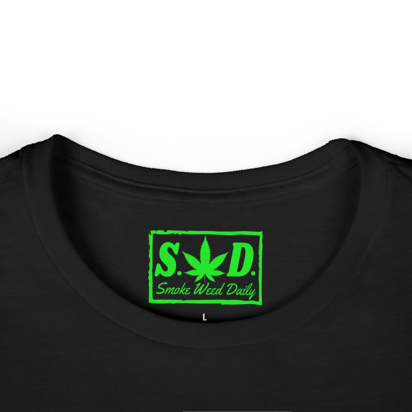"Im not moody, Im out of weed"- Women's T-Shirt